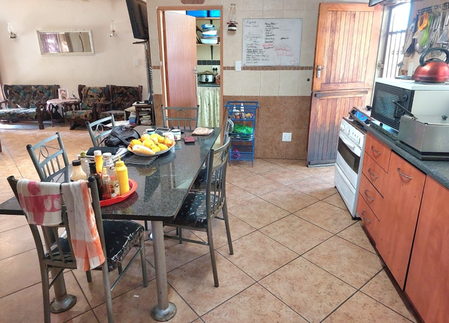 3 Bedroom Property for Sale in Mamogaleskraal AH North West